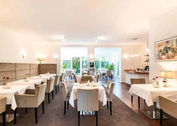 Gartenhotel Luisental Ξενοδοχείο 4*